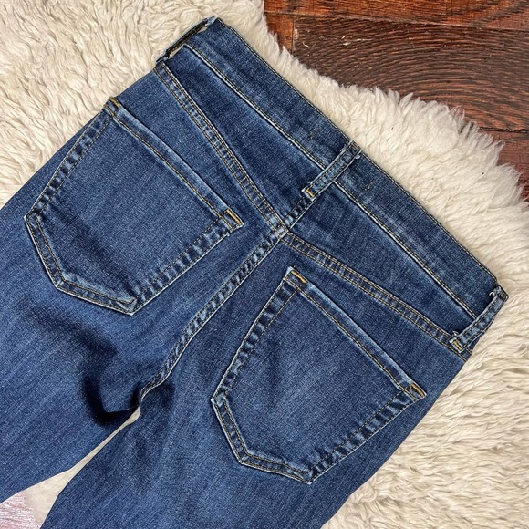 Free People Blown Out Knee Skinny Jeans Size 26S Distressed Dark Wash 26 Short - Picture 8 of 9